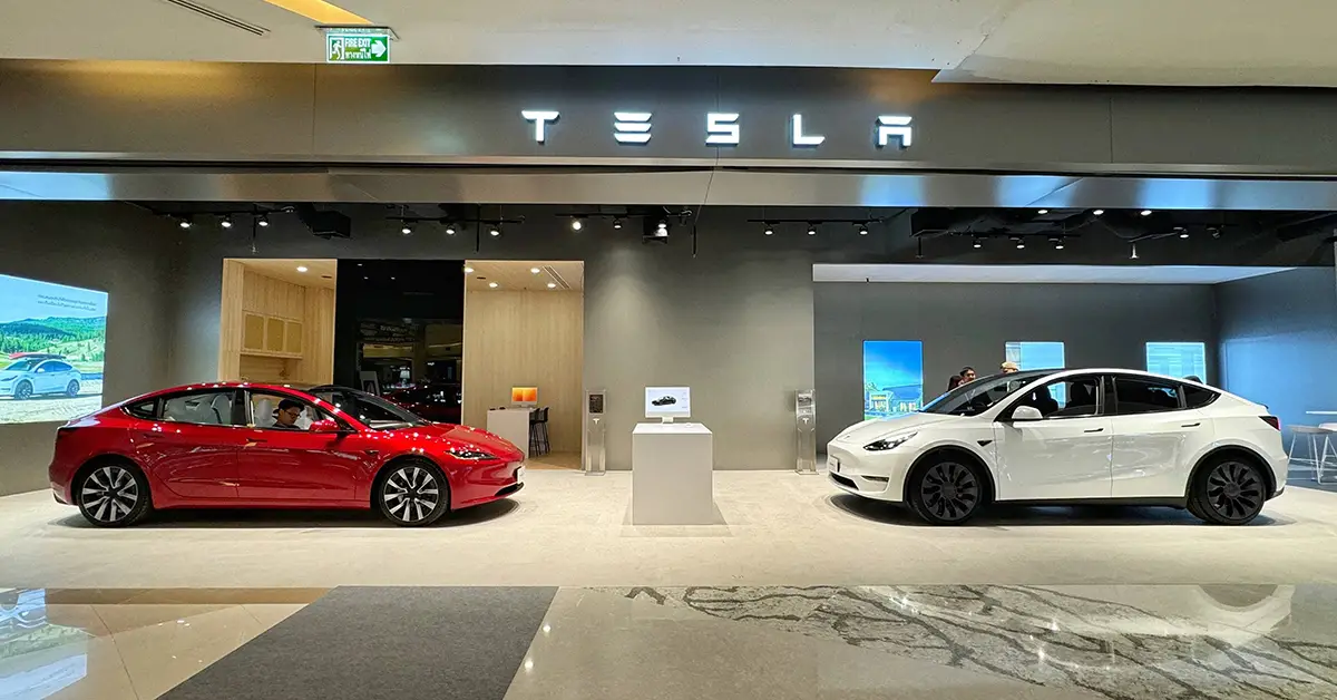 Tesla Experience Store