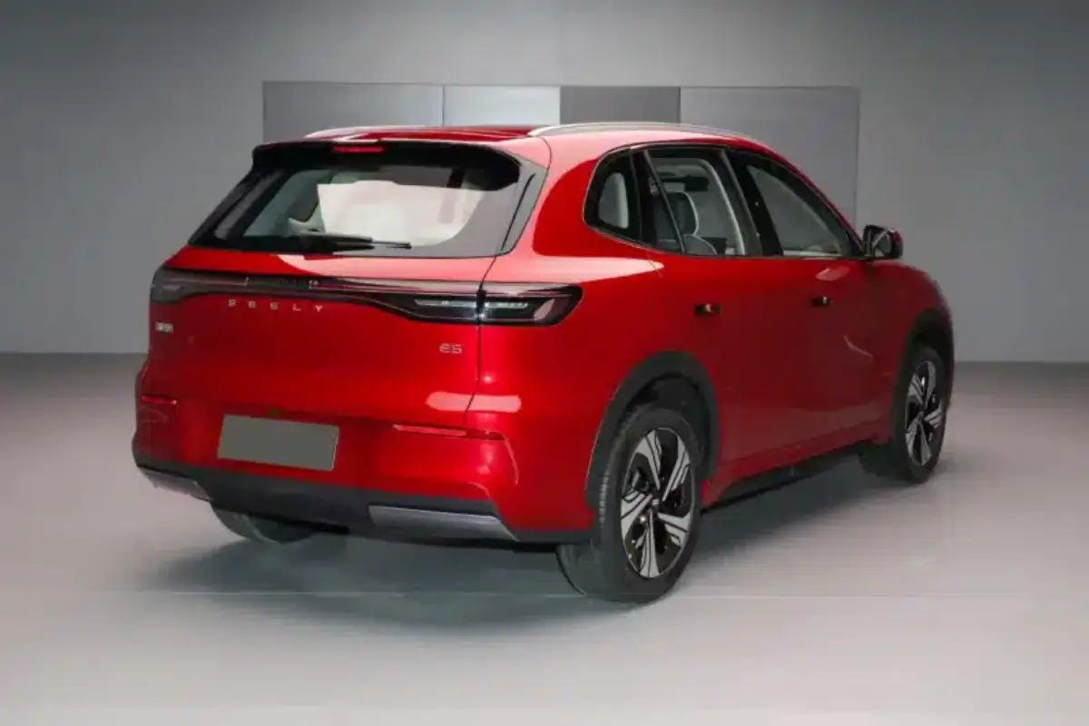 Geely Galaxy E5 SUV reached 60,000 